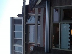 Glasbedrijf de Jonge & Zn